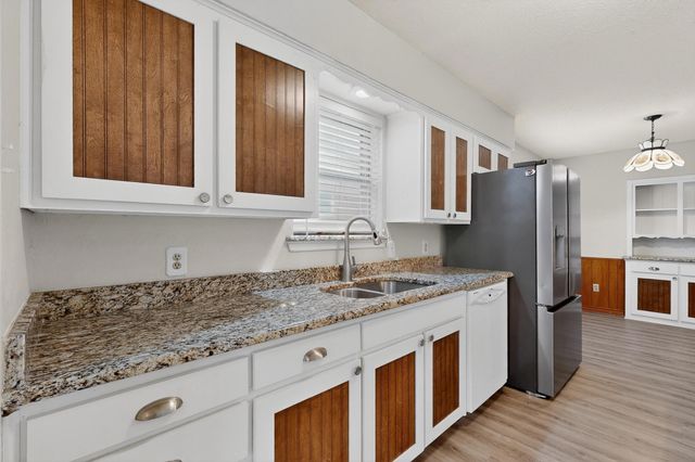 2609 Brook Hollow Lane, Mesquite, TX 75150