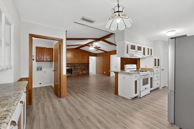 2609 Brook Hollow Lane, Mesquite, TX 75150