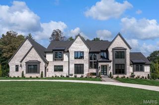 2056 N Ballas Road, Des Peres, MO 63131