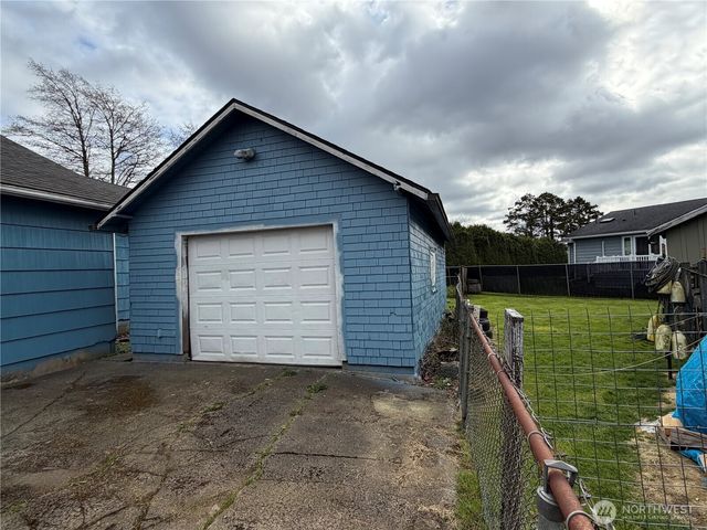 103 S West Boulevard, Aberdeen, WA 98520