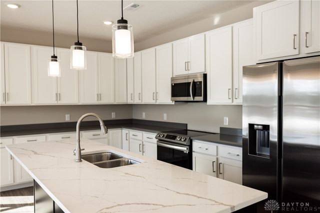 1509 Kingsgate Road, Springfield, OH 45502