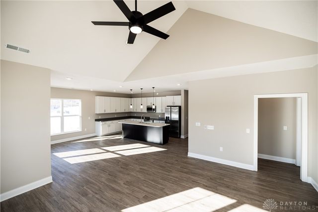 1509 Kingsgate Road, Springfield, OH 45502