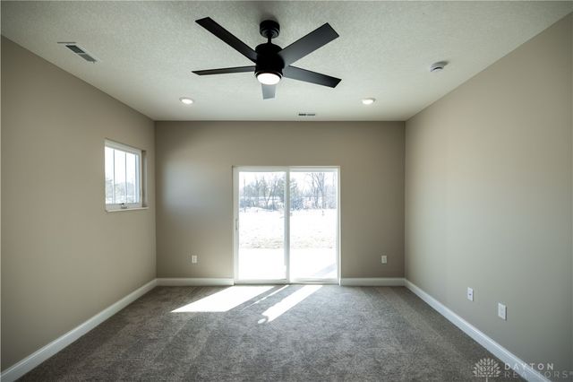 1509 Kingsgate Road, Springfield, OH 45502