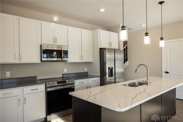 1509 Kingsgate Road, Springfield, OH 45502