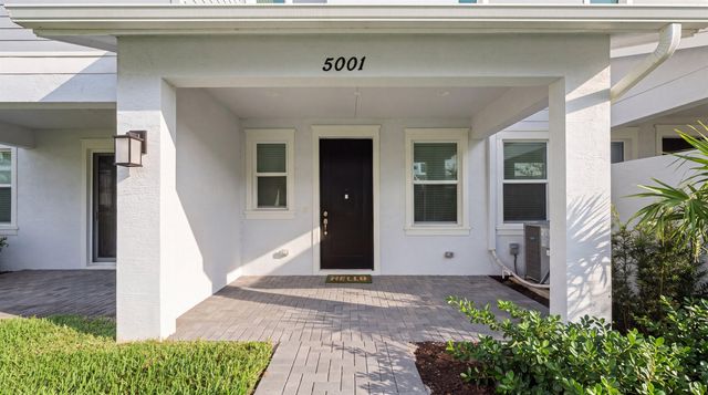 5001 N Longwood Lake Square, Westlake, FL 33470