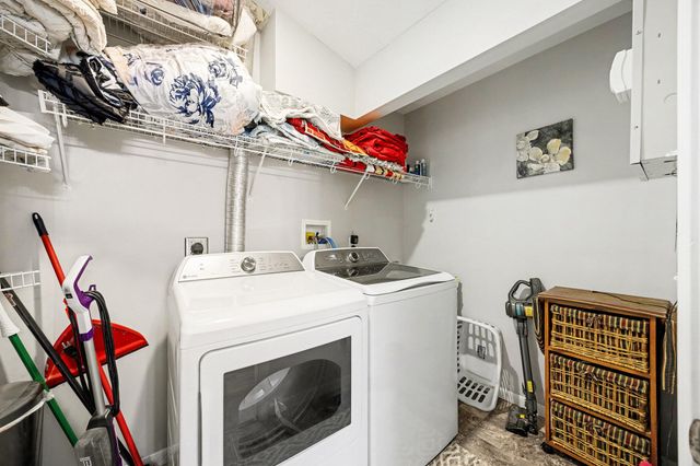 1518 Taramore Drive, 303, Florence, KY 41042