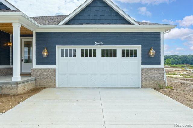 54446 Brenda Drive, Macomb, MI 48042