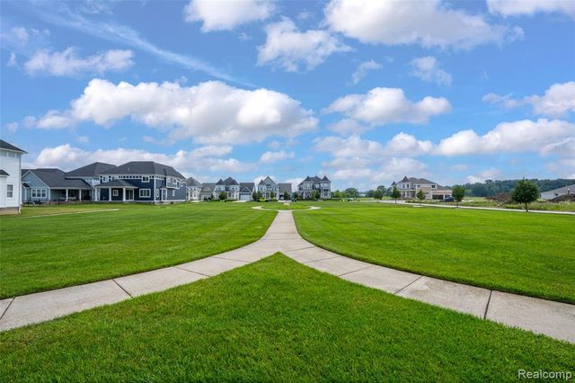 54446 Brenda Drive, Macomb, MI 48042