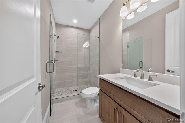 54446 Brenda Drive, Macomb, MI 48042