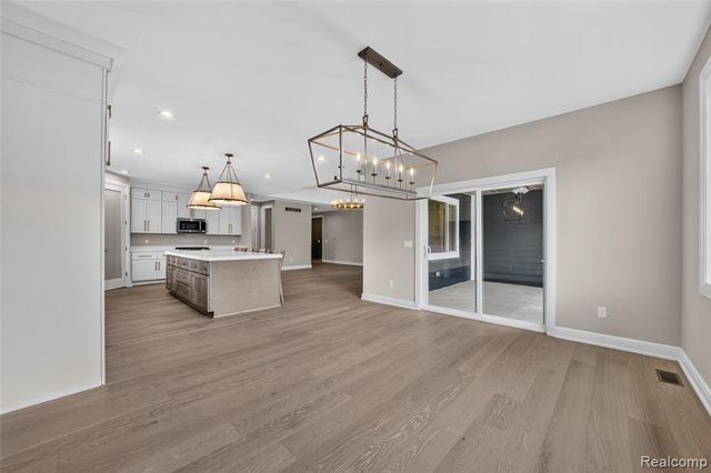 54446 Brenda Drive, Macomb, MI 48042