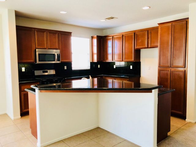 37337 Ivywood Court, Palmdale, CA 93551