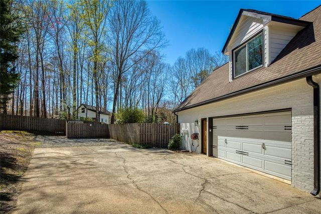 325 Destiny Trace, Alpharetta, GA 30009