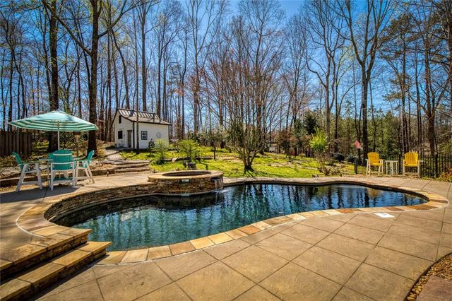 325 Destiny Trace, Alpharetta, GA 30009