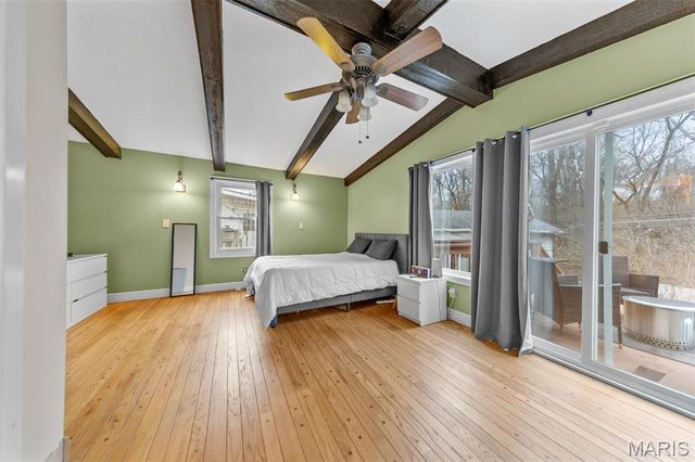 7044 Holly Hills Avenue, St Louis, MO 63123