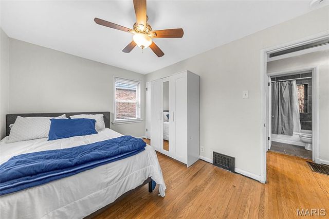 7044 Holly Hills Avenue, St Louis, MO 63123