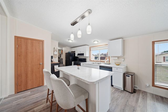 260 Storr, Adrian, MI 49221