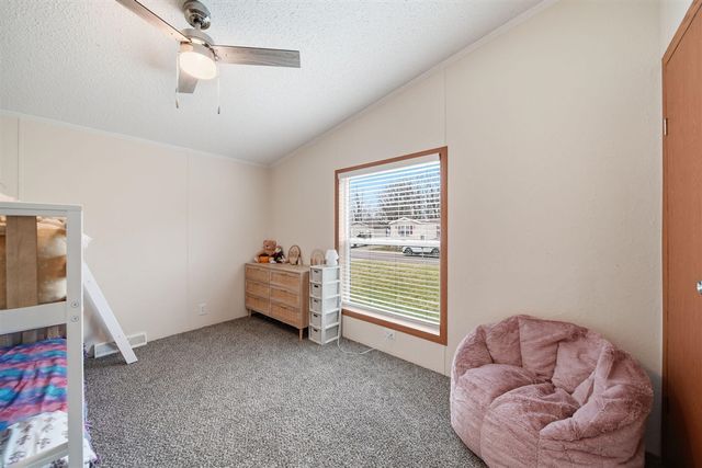 260 Storr, Adrian, MI 49221