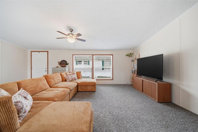 260 Storr, Adrian, MI 49221