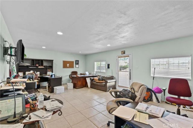 0 warren, Riverside, CA 92508