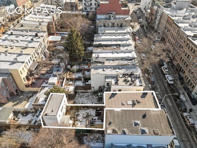 335 21st Street, New York City, NY 11215