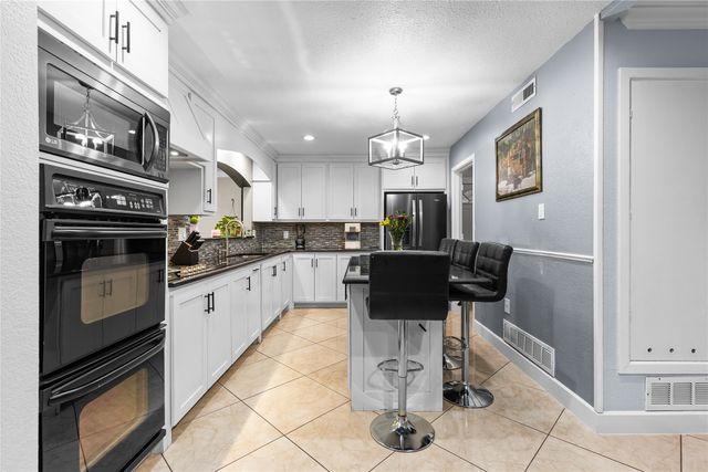 2010 William Brewster Street, Irving, TX 75061
