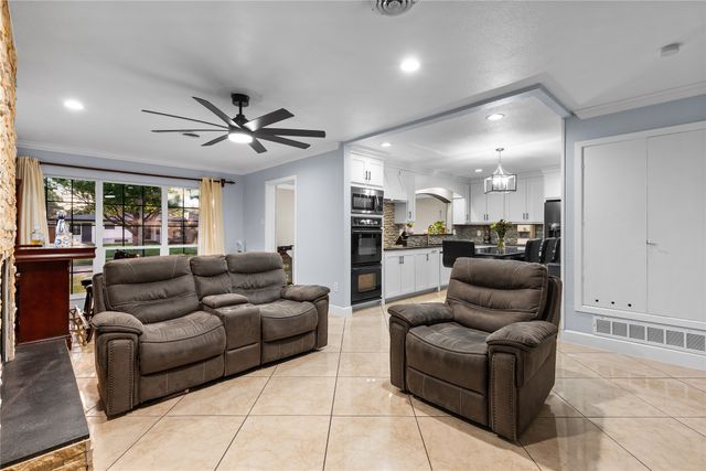 2010 William Brewster Street, Irving, TX 75061
