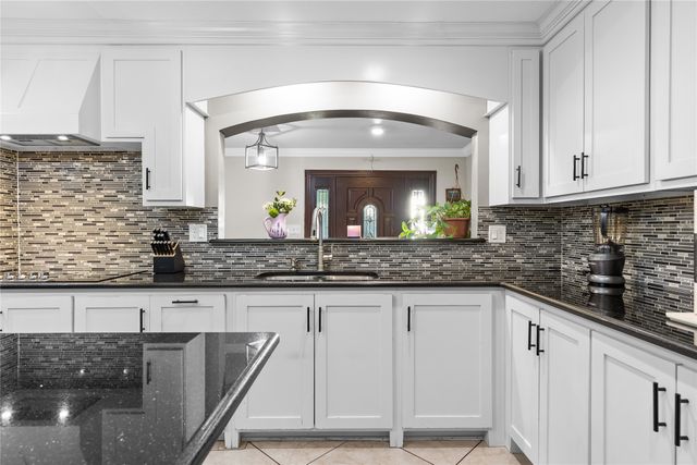 2010 William Brewster Street, Irving, TX 75061