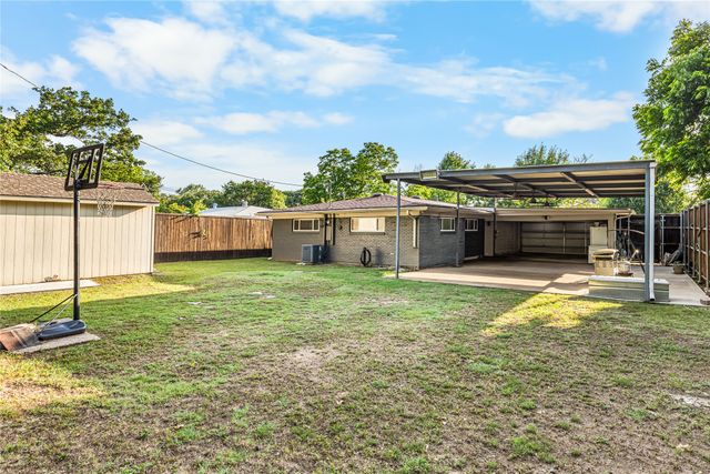 2010 William Brewster Street, Irving, TX 75061