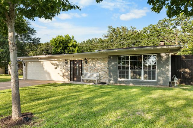 2010 William Brewster Street, Irving, TX 75061