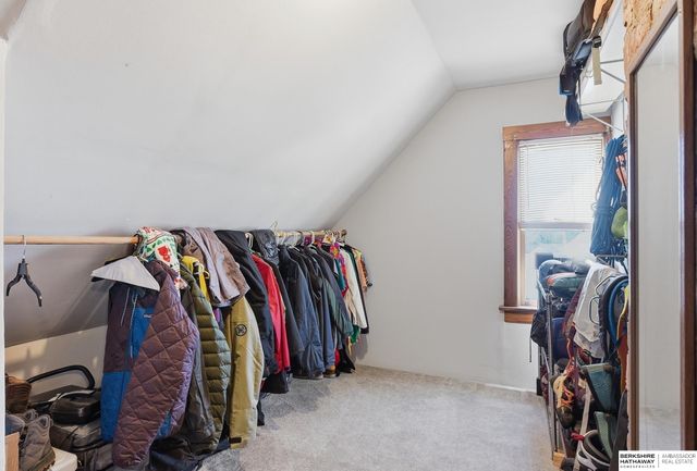 4341 Seward Street, Omaha, NE 68111