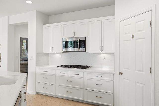 1044 Callander Way, Folsom, CA 95630