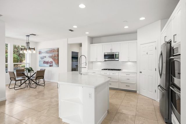 1044 Callander Way, Folsom, CA 95630