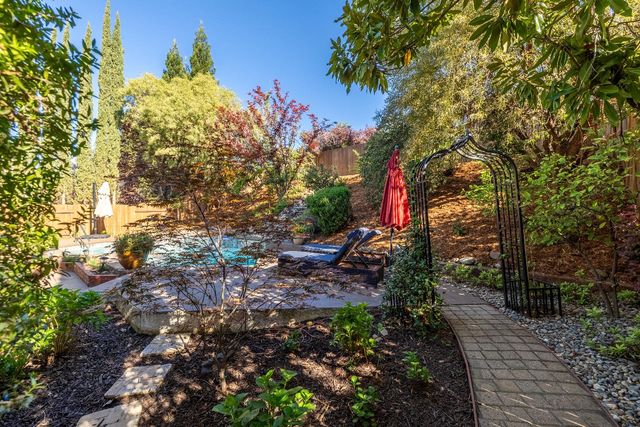 1044 Callander Way, Folsom, CA 95630