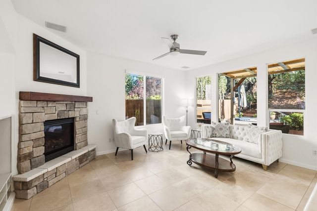 1044 Callander Way, Folsom, CA 95630