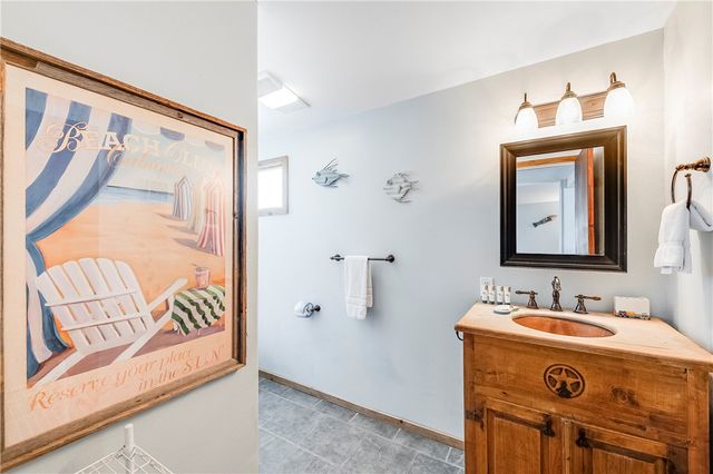 614 Sandpiper Cr, Port Aransas, TX 78373