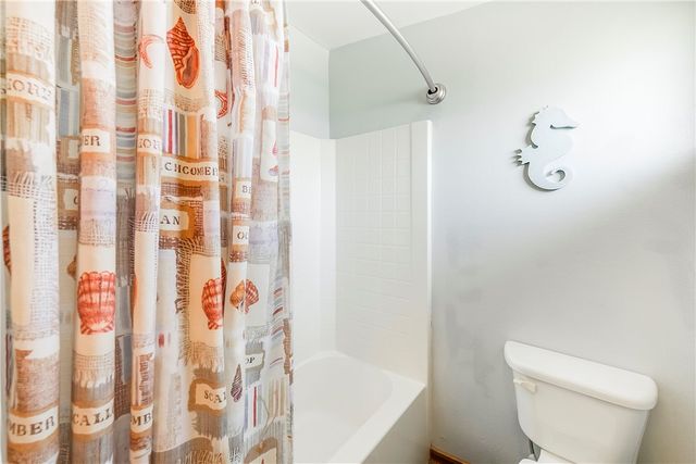 614 Sandpiper Cr, Port Aransas, TX 78373