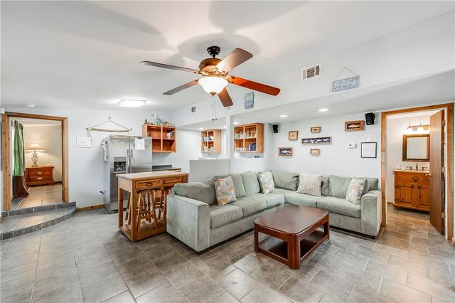 614 Sandpiper Cr, Port Aransas, TX 78373