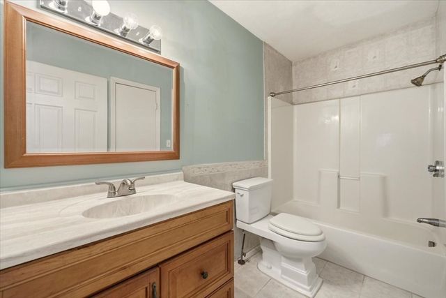 346 South, Foxboro, MA 02035