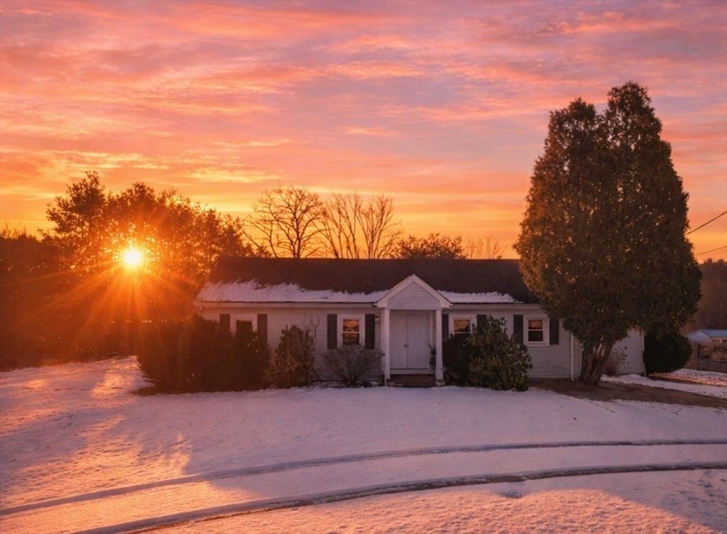 346 South, Foxboro, MA 02035