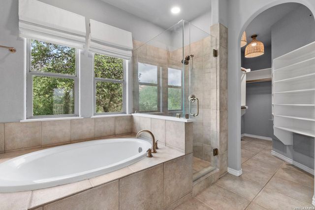 257 DEER CROSS LN, San Antonio, TX 78260