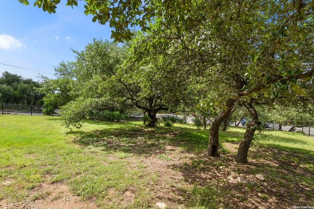 257 DEER CROSS LN, San Antonio, TX 78260