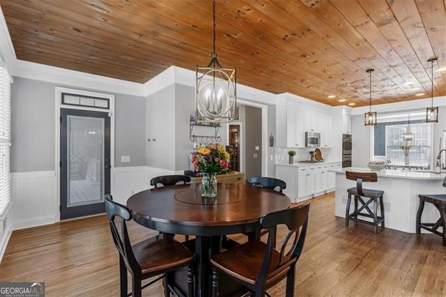 4027 Hickory Fairway Drive, Woodstock, GA 30188