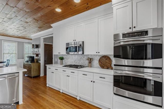 4027 Hickory Fairway Drive, Woodstock, GA 30188