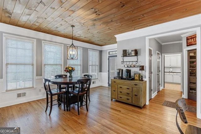 4027 Hickory Fairway Drive, Woodstock, GA 30188