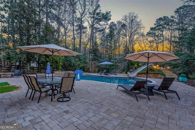 4027 Hickory Fairway Drive, Woodstock, GA 30188