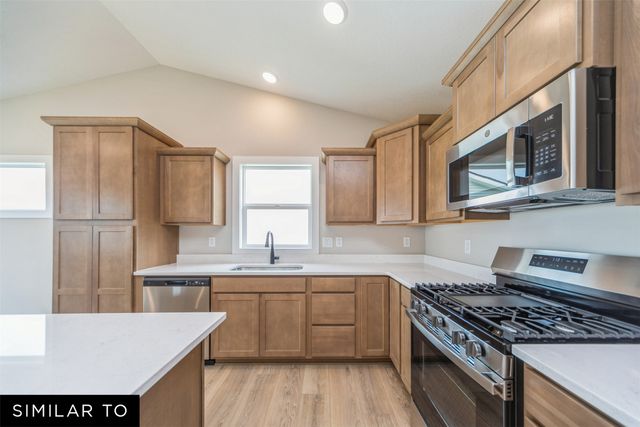 5516 NE Briarwood Drive, Ankeny, IA 50021