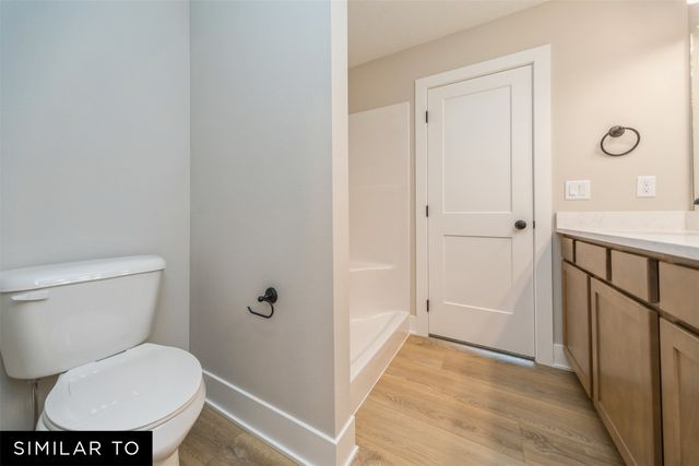 5516 NE Briarwood Drive, Ankeny, IA 50021