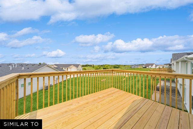 5516 NE Briarwood Drive, Ankeny, IA 50021