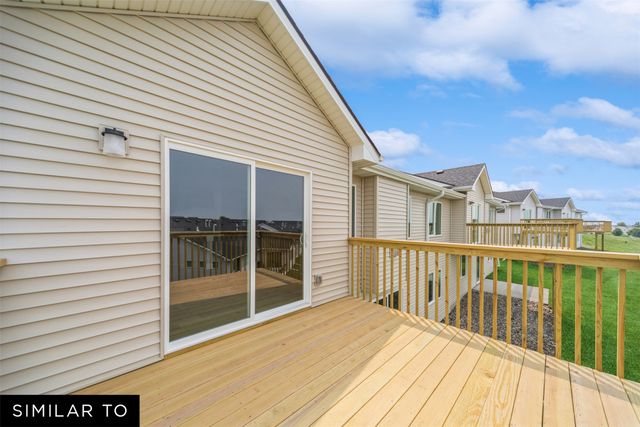 5516 NE Briarwood Drive, Ankeny, IA 50021