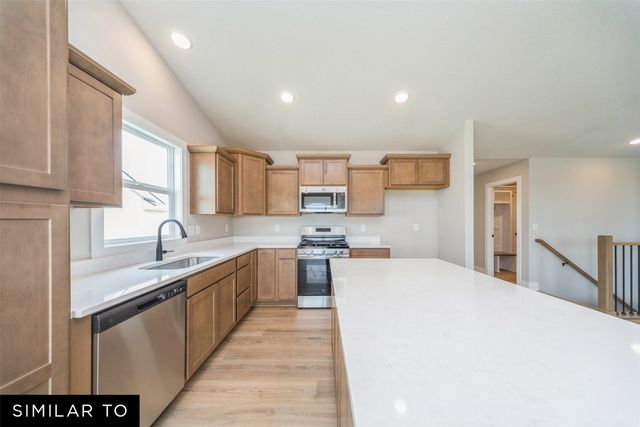 5516 NE Briarwood Drive, Ankeny, IA 50021